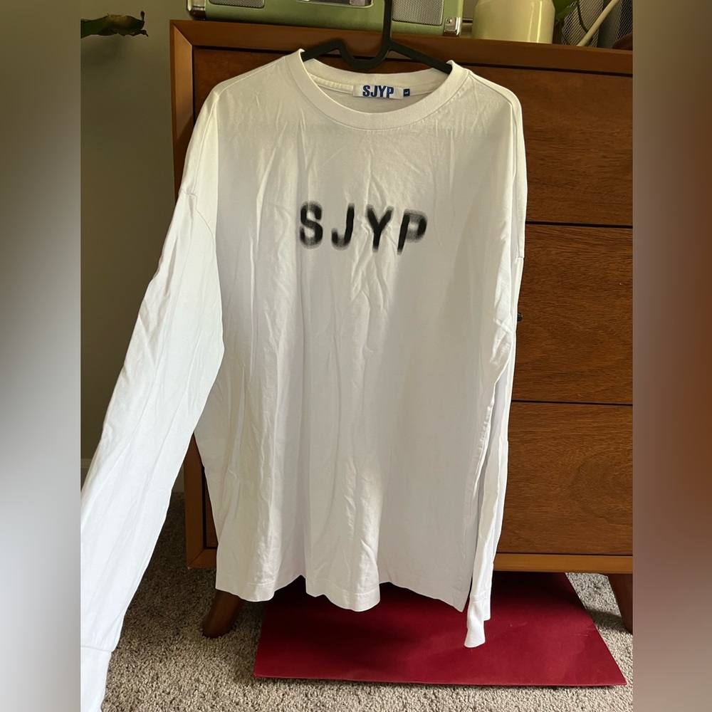SJYP white long sleeve tee